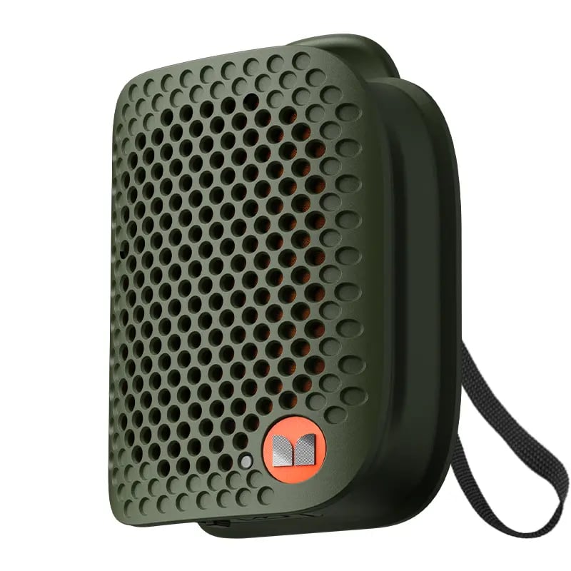 Portable Clip-On Bluetooth Speaker β Ultra-Light Wearable Sound with IPX7 Waterproof Protection