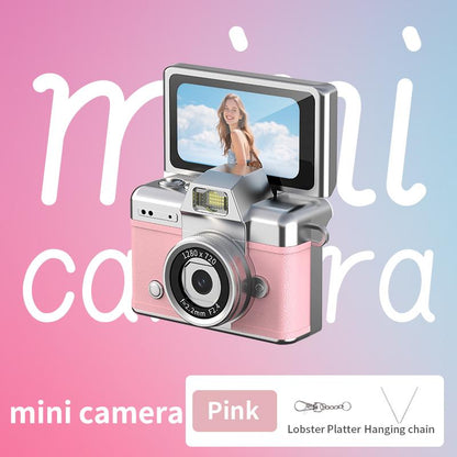 📸Mini Keychain Digital Camera – 32G Card & Charging Cable Included