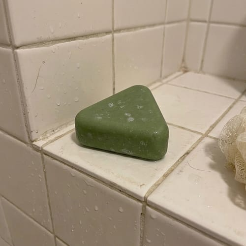 🌿🧼3-in-1 Herbal Shampoo Bar — Scalp Refresh, Oil Control & Stronger-Looking Hair
