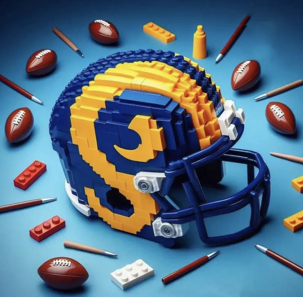 🏈 Building Block Football Helmet – 300+ Piece Collectible Construction Set