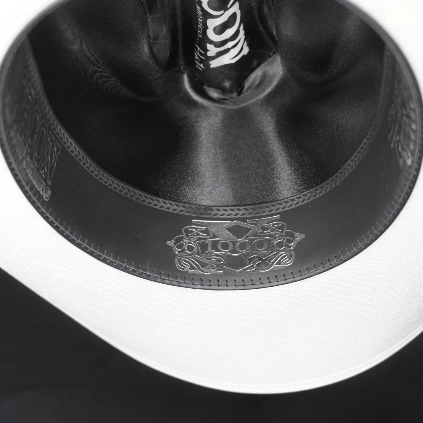 🤠 Premium Western Cowboy Hat — Lightweight Classic Wide Brim Ranch Style Hat for Men & Women