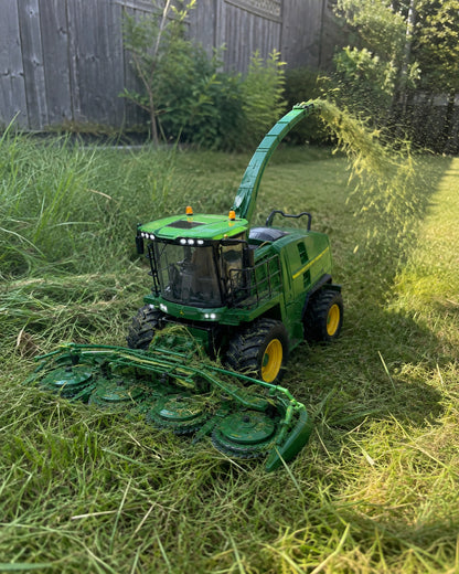 🚜 Remote Control Combine Harvester Lawn Mower with Functional Grass Cutting and Side Discharge