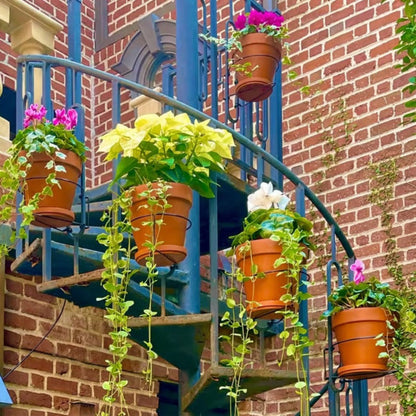 🌿 Clip-On Railing Planter Holder – Turn Empty Rails Into Garden Space