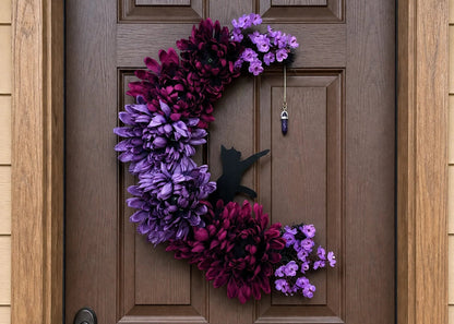 Gothic Cat Halloween Wreath | Floral Door Decor