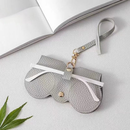 😎🕶️ Protect Your Eyewear in Style – Premium Leather Glasses Case ✨👝