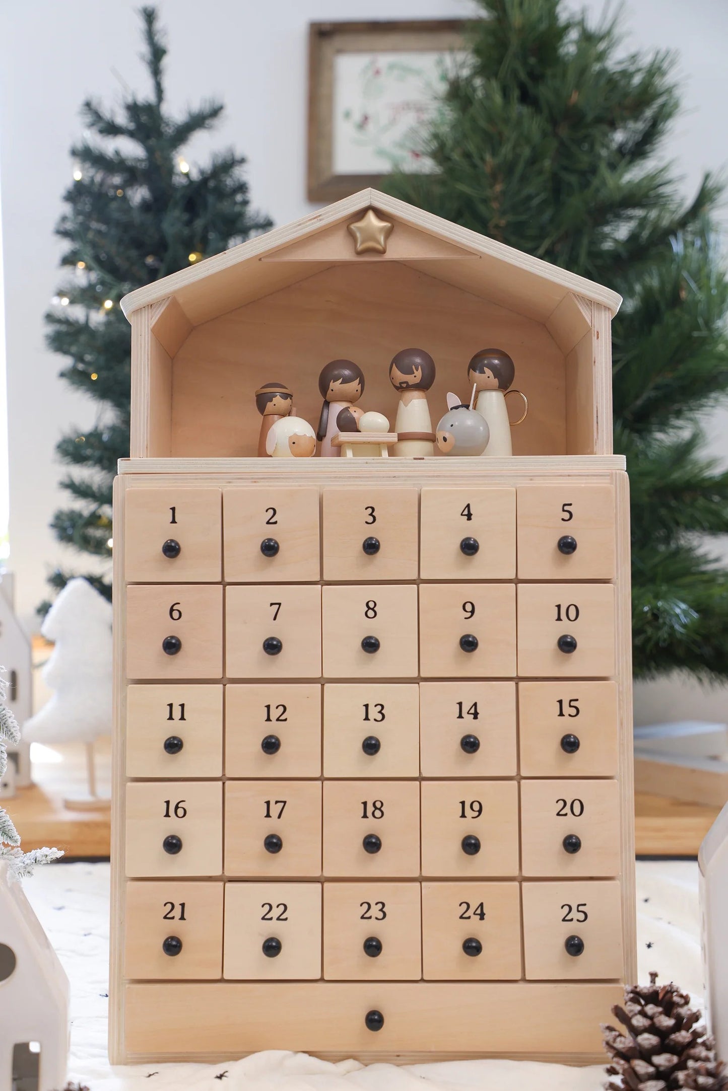 ✝ Nativity Advent Calendar 2026 – Christmas Countdown with Nativity Figures