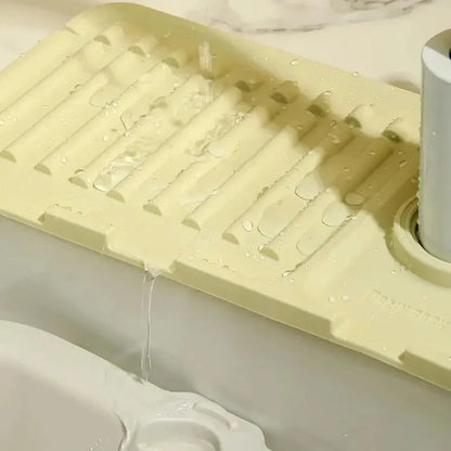 🔥 BUY 1 GET 1 FREE💧 Silicone Sink Faucet Draining Mat
