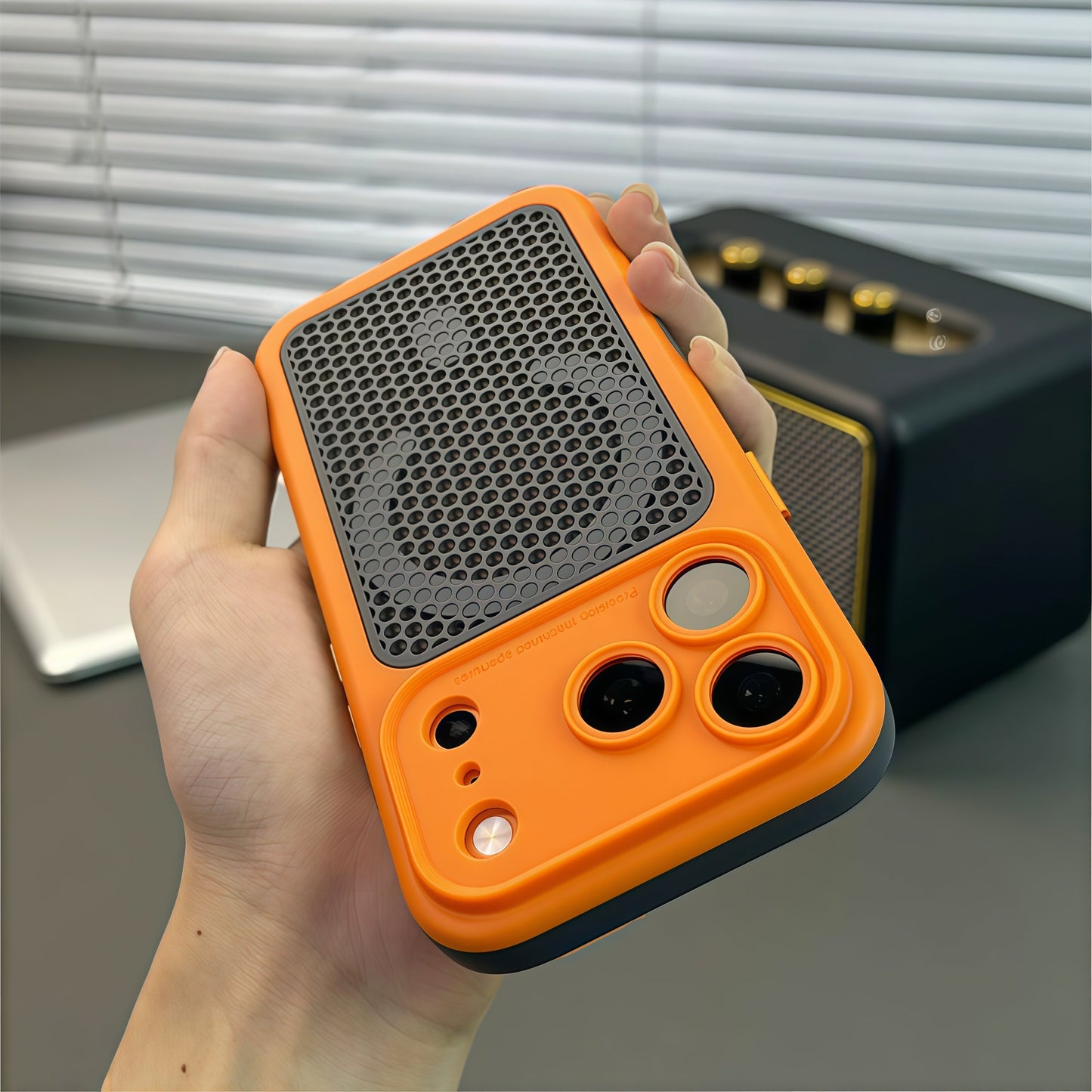 Large-view honeycomb heat dissipation magnetic case for iPhone 17 ProMax