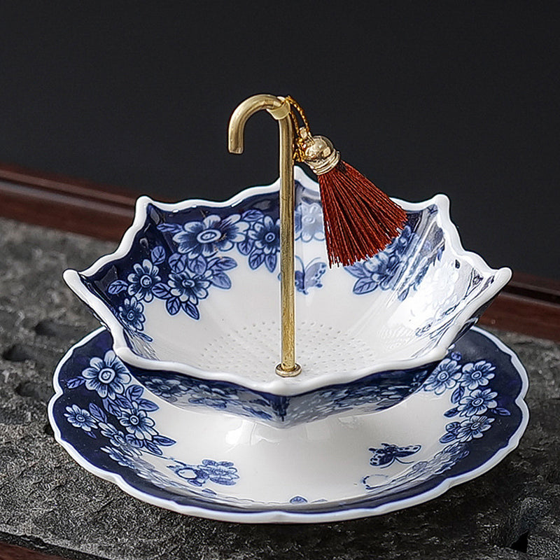 A Timeless Ceramic Tea Piece for the Discerning Tea Lover